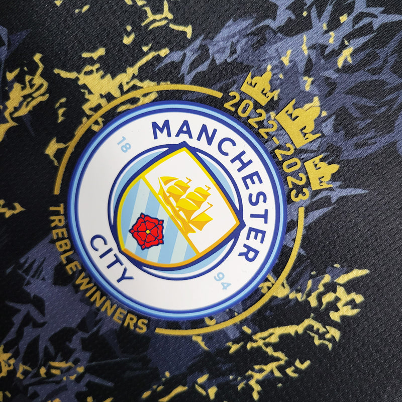 MANCHESTER CITY TRIPLETE SPECIAL EDITION